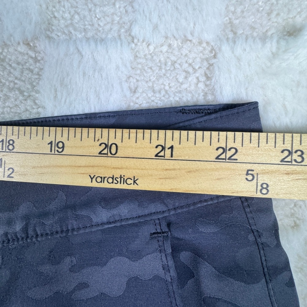 Peter Millar Mens 46R Navy Blue Camo Performance Golf Shorts Stretch Flat Front - Picture 5 of 11